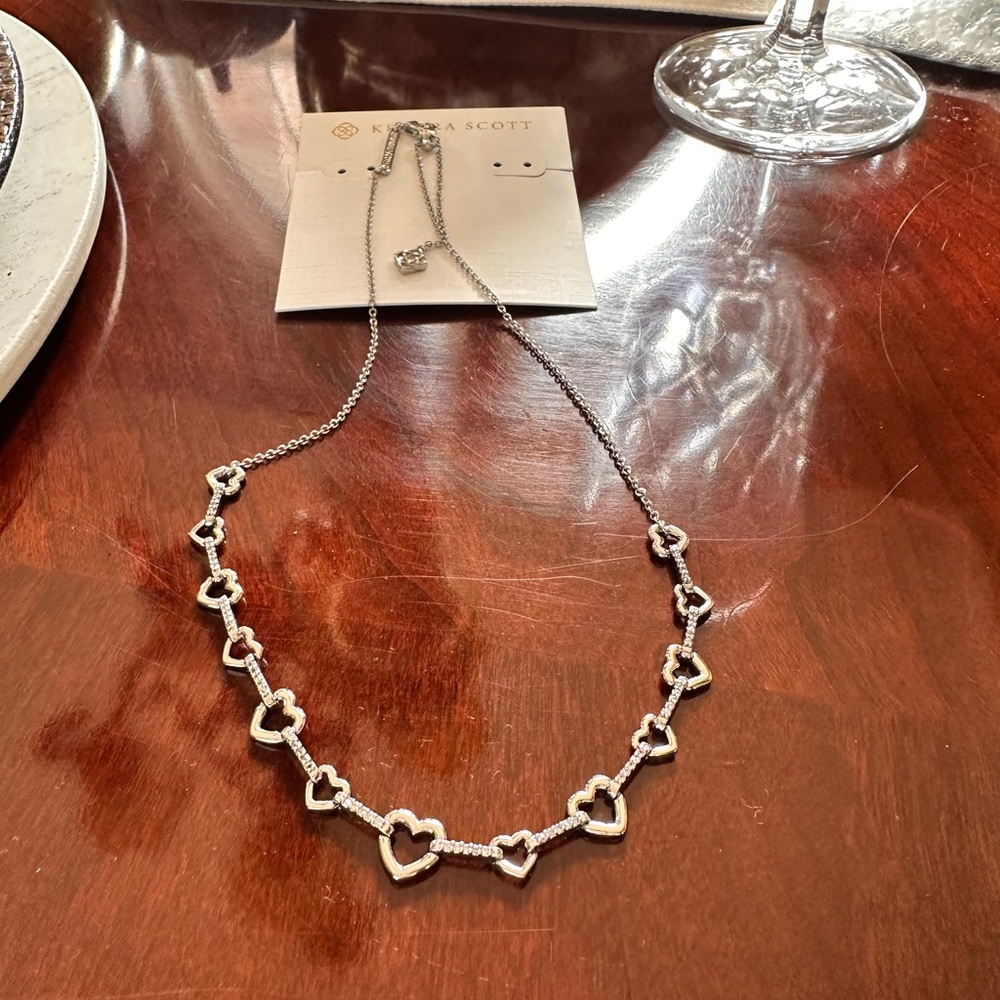 Kendra Scott Haisley Heart‎ Silver Strand Necklace in white Crystal